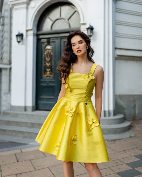 Short yellow flower dress